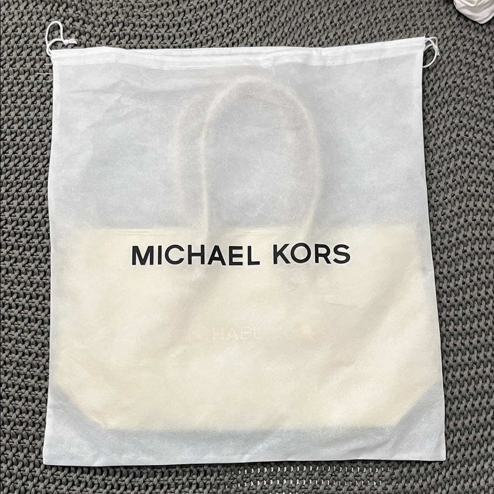 Michael Kors Beach Bag in Cream